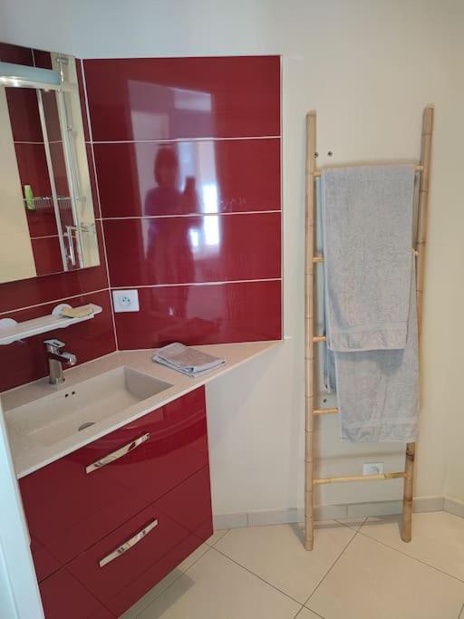 Apartmán Charmant 2 Pieces A Aubenas 2Etoiles Exteriér fotografie